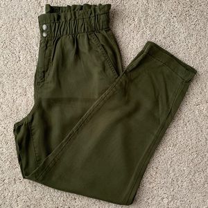 LOFT Olive Cinched Waist Pants NWT